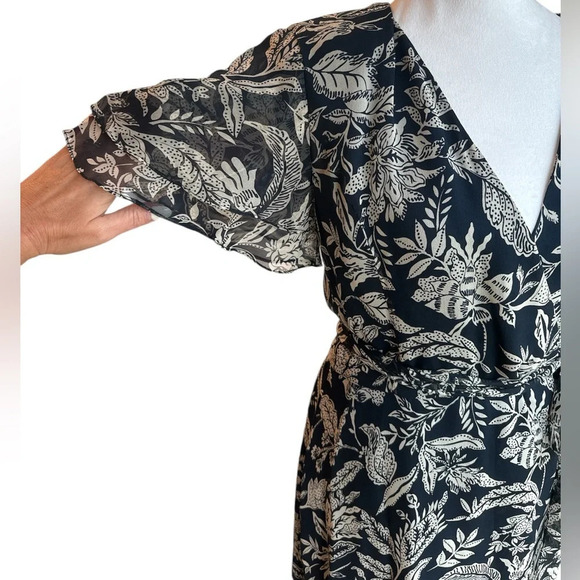 Rickie Freeman Teri Jon Vintage Silk Chiffon Floral V- Neck Wrap Dress 6 - Picture 4 of 14